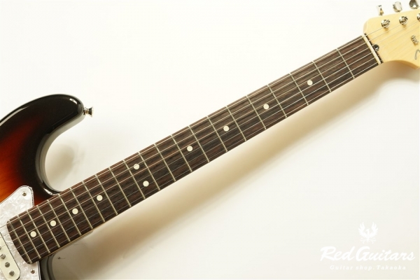 2021 Collection Made in Japan Hybrid II Stratocaster - Metallic 3-Color Sunburst